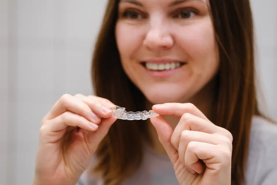 How Invisalign Works to Straighten Teeth