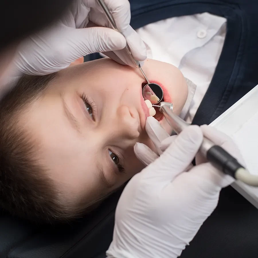 Dentist in Alderwood - 03