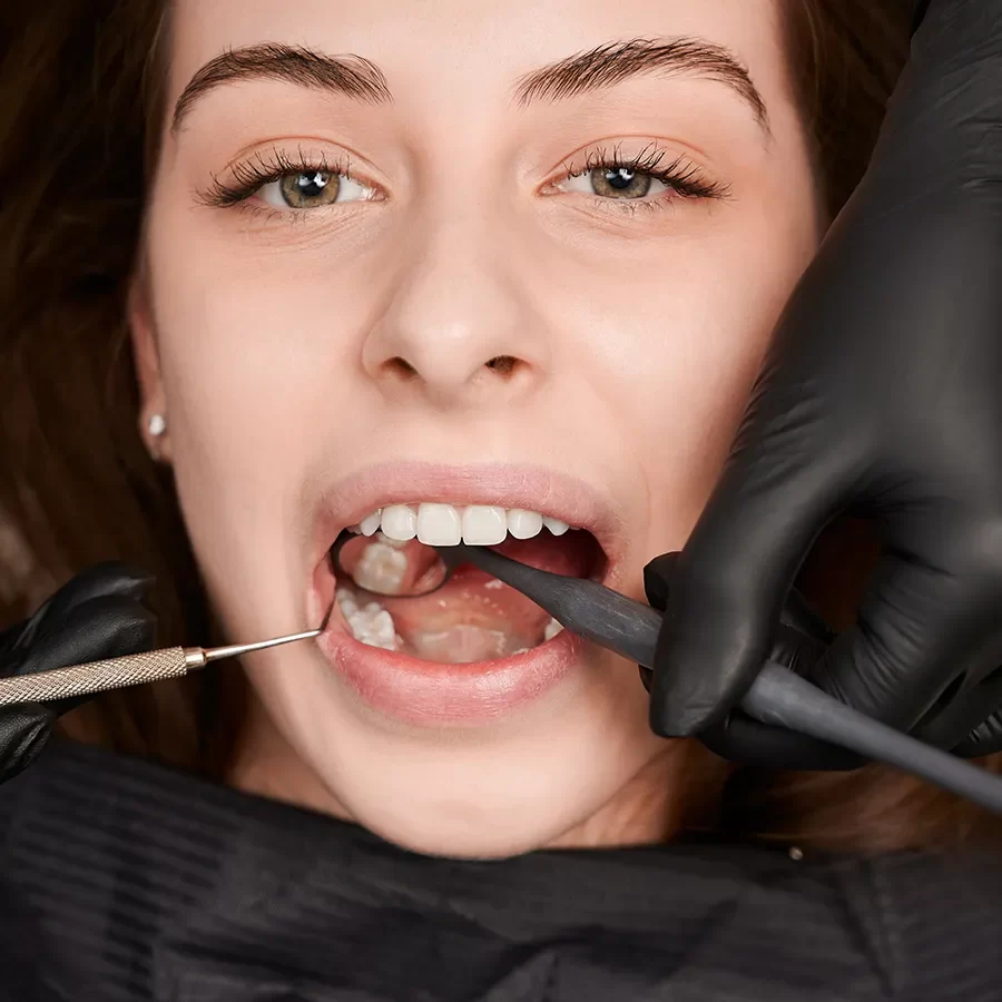 Dentist in The Queensway - 03