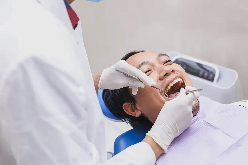 Why Choose Dental Implants Etobicoke Instead of Bridges or Dentures?