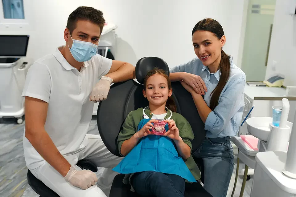 Why a Family Dentist in Etobicoke Makes Life Easier